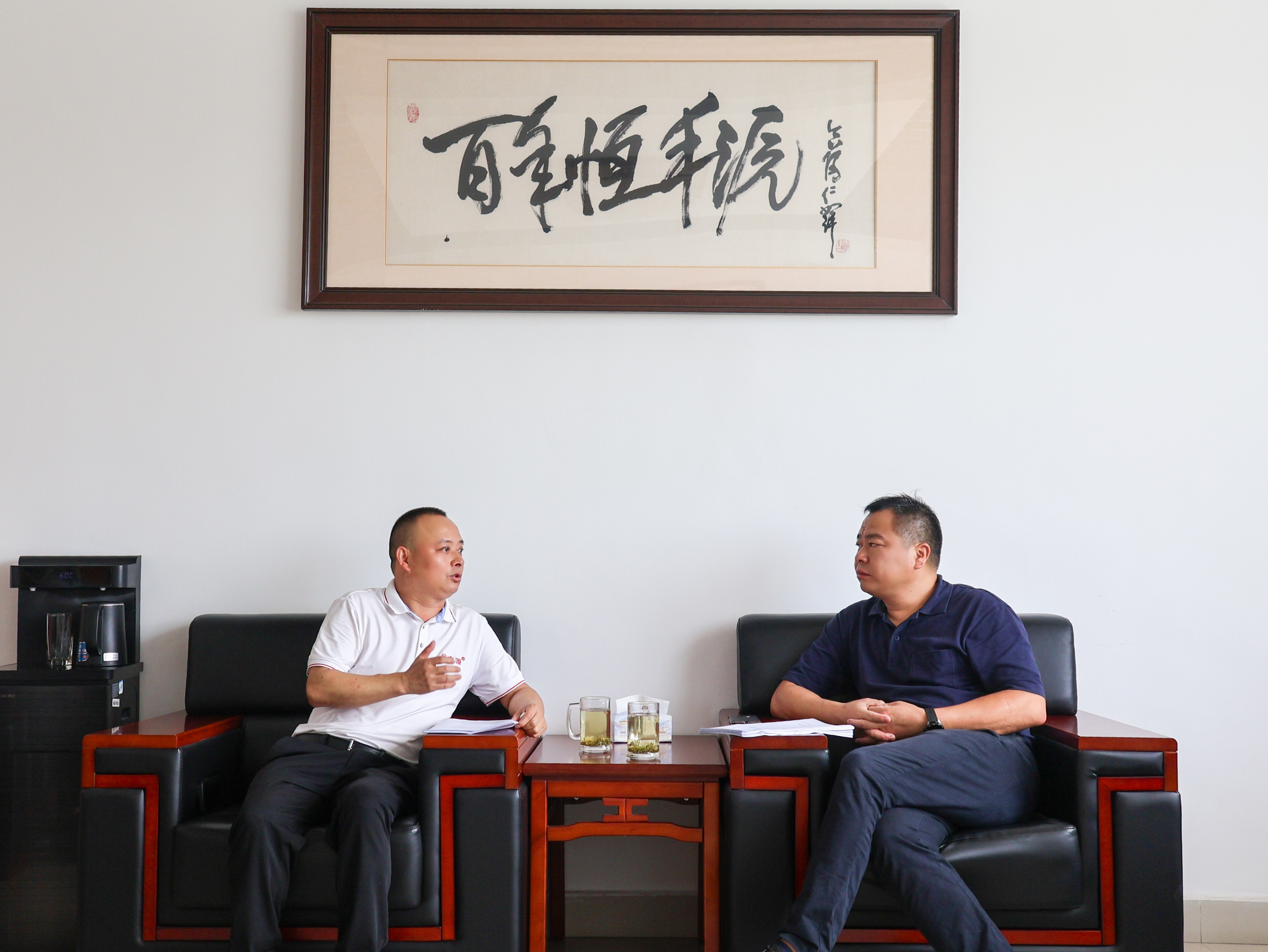 安德街道薛松书记一行调研恒丰源  共商辣椒产业助力乡村振兴新路径